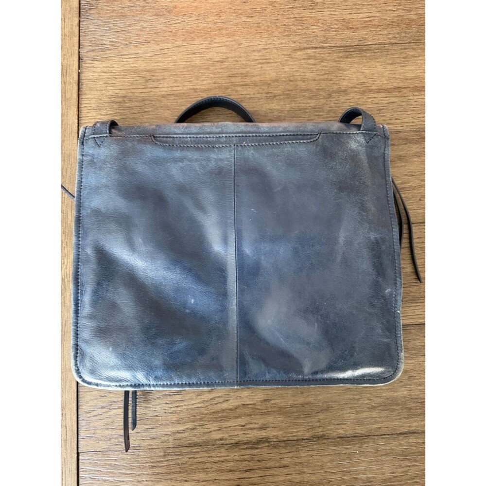 HOBO INTERNATIONAL “Vista” Indigo Crossbody - Picture 3 of 16